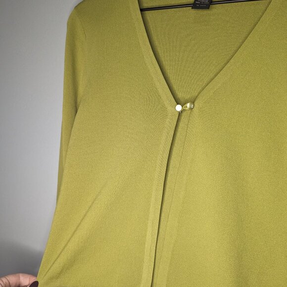 Lennie for Nina Lenoard Chartreuse Cardigan Sweater Cropped One Button Moss Med - Picture 4 of 6